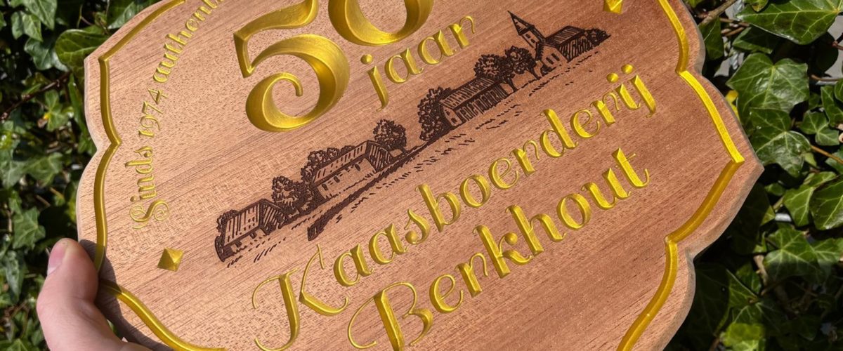 Vijftig jaar kaas – vereeuwigd in hout, acrylaat en vakmanschap